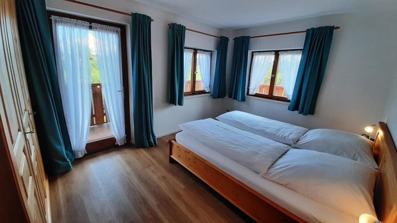 Ferienwohnungen Loisenhof Gstadt am Chiemsee Εξωτερικό φωτογραφία